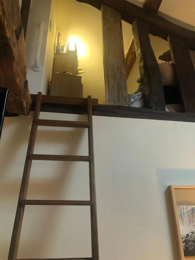 Charming Apartment On Top Floor In Marais -5P Paris 0*,